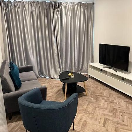 Stunning One Bedroom Apartment Londra Exterior foto