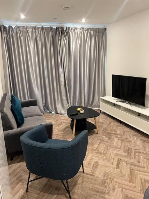Stunning One Bedroom Apartment Londra Exterior foto